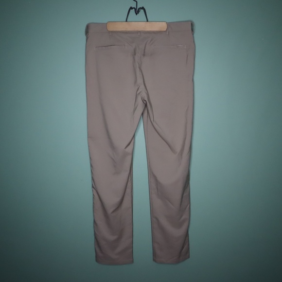 Round Tree & York Performance Khakis - Picture 2 of 8